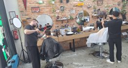 ONE-TEAM: striženje v brivnici BUNKER BARBERS