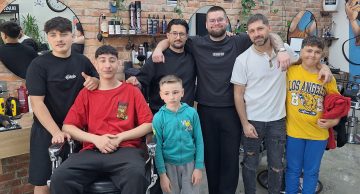 ONE-TEAM: striženje v brivnici BUNKER BARBERS
